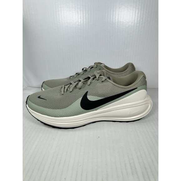 Size 13 Nike Revolution 8 Running Shoe Sneaker HJ9198-300 Green Black Mens NEW main image 7